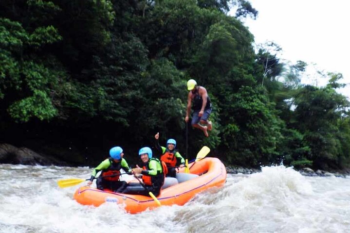 Rafting in the upper Pastaza (Level III + IV The best in Puyo) Best