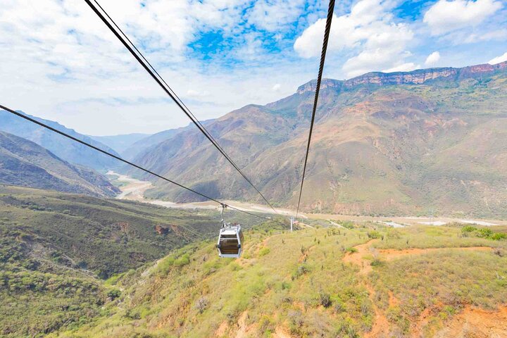 Bucaramanga, PANACHI Canyon Cable Car + Barichara tour
