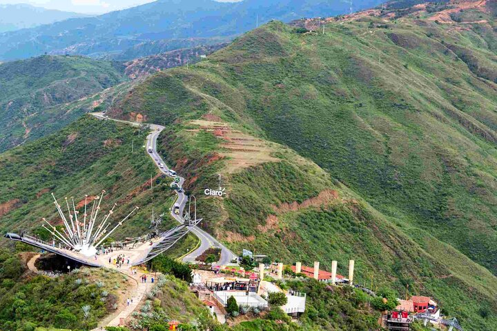 Bucaramanga, PANACHI Canyon Cable Car + Barichara tour