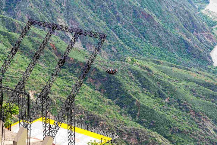 Bucaramanga, PANACHI Canyon Cable Car + Barichara tour