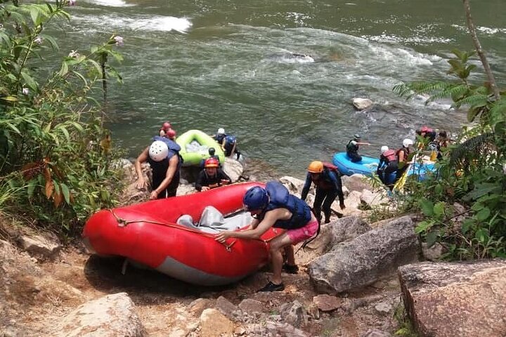 Rafting in the upper Pastaza (Level III + IV The best in Puyo) Best