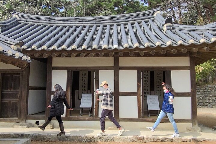 Half-Day Self-Guided Tour of Gangneung with Driver