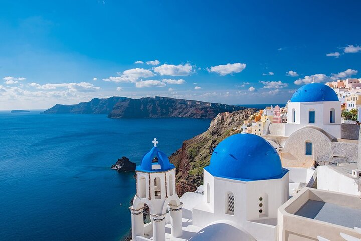 Private Helicopter Transfer from Spetses to Santorini