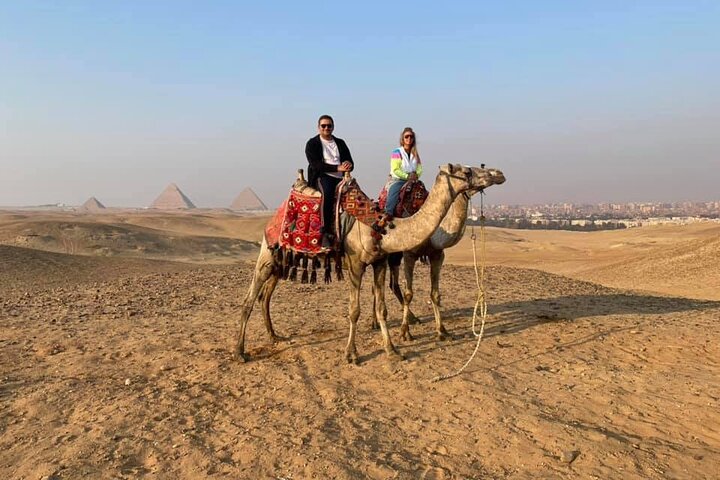 Best cairo tours visit to Giza Pyramids and Sphinx