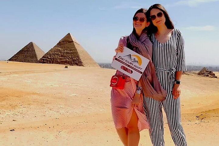 Best cairo tours visit to Giza Pyramids and Sphinx