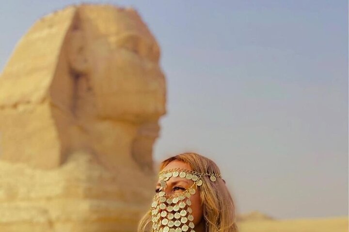 Private Giza Pyramids Tour with camel Ride around the Great Pyramid