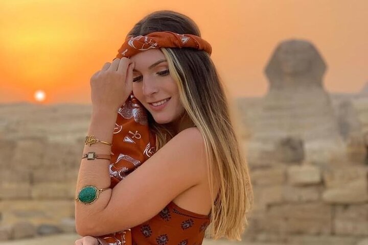 Private Giza Pyramids Tour with camel Ride around the Great Pyramid