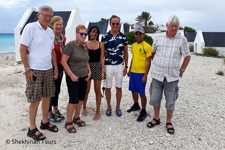 North & South Tour with Local Guide