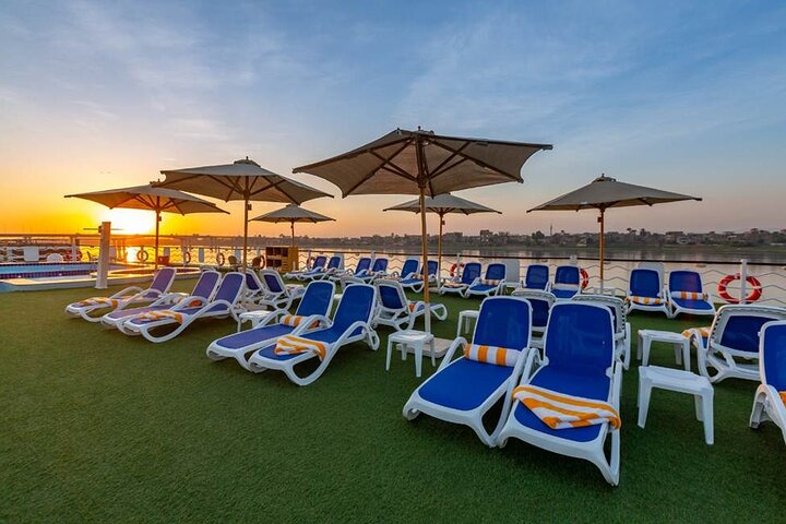 2 Nights Nile cruise from Aswan to Luxor&Abu Simbel And Balloon