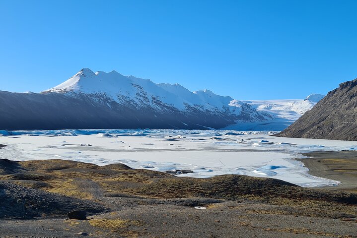 Private Full-Day Tour of the Vatnajokull Glaciers from Hofn