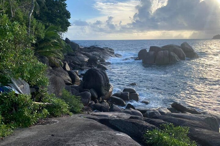 Rock Pool, dreamlike & unique experience | Mahé | Private hike |