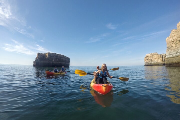Albufeira: Sea Caves & Hidden Beaches Guided Kayak Tour