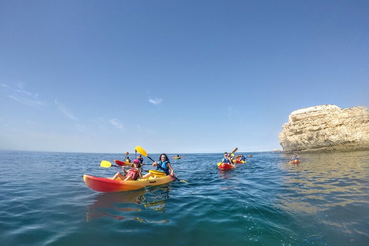 Albufeira: Sea Caves & Hidden Beaches Guided Kayak Tour