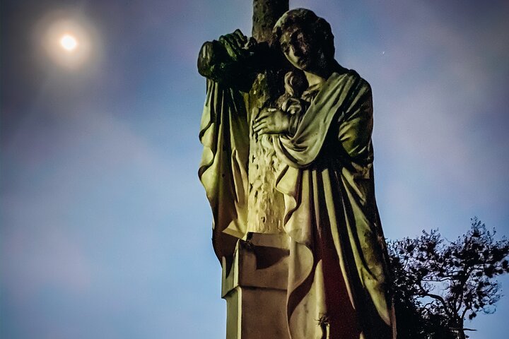 The Haunted Ghost Bus Tour in San Antonio