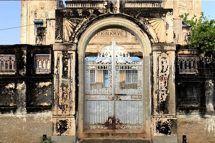 Timeless Treasures of Chettinad: Day Excursion from Trichy