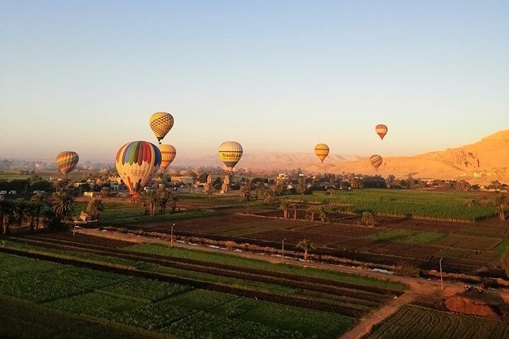 Luxury Sunrise Balloon Ride in Luxor with Hotel Pickup