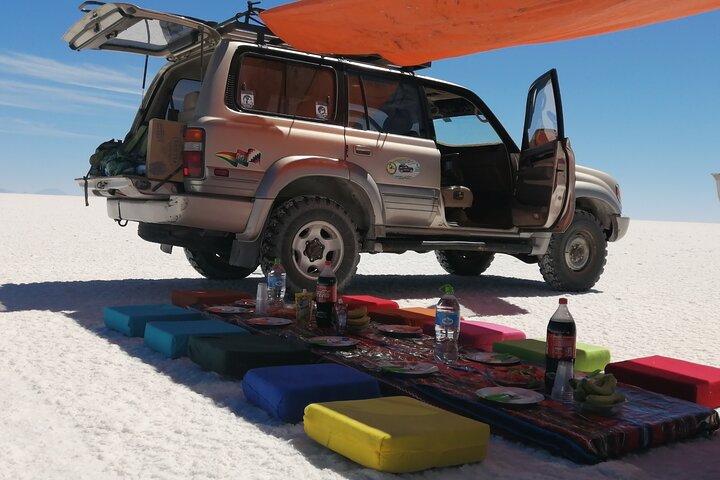 Uyuni Salt Flat 1 Day Tour +Sunset in the Salt Water Region with Mirror Effect