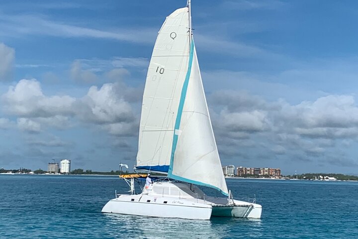 Half Day Sailing Private Catamaran to Isla Mujeres