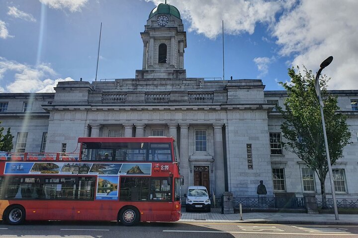 Hop On/Hop Off Cork City Sightseeing Tour
