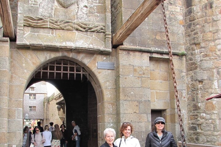 2 Hour Guided Walking tour of the Mont Saint Michel