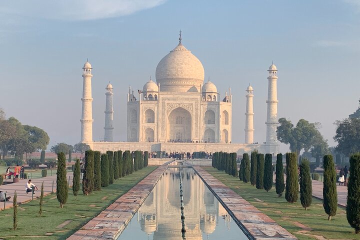 Same Day Taj Mahal Tour by Flight from Mumbai, Pune or Chennai