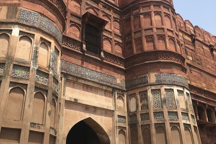 Same Day Taj Mahal Tour by Flight from Mumbai, Pune or Chennai