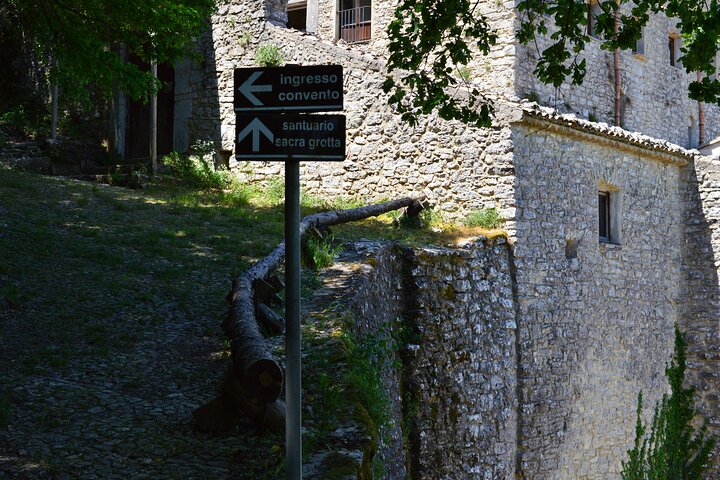 Guided Tour from Agrigento: Unknown Sicily in the Sicani Mountains
