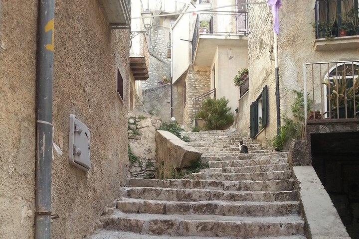 Guided Tour from Agrigento: Unknown Sicily in the Sicani Mountains