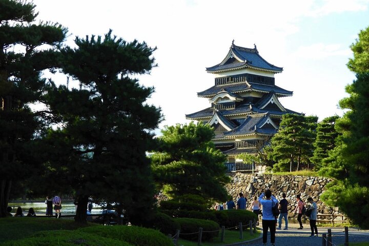1-Day Tour from Nagano and Matsumoto Kamikochi & Matsumoto Castle
