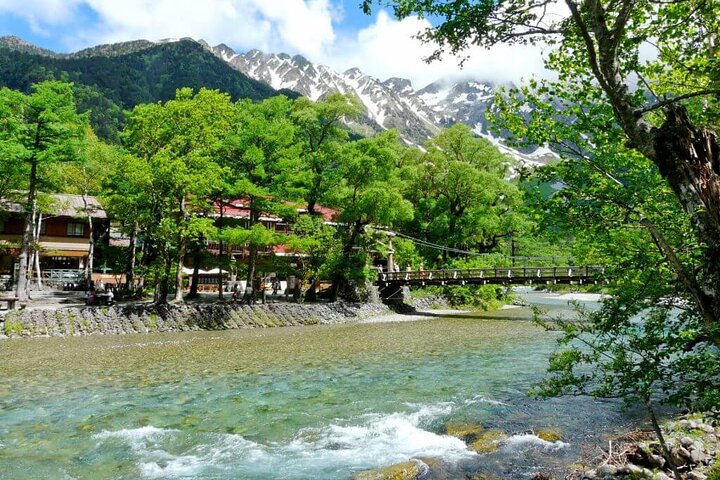 1-Day Tour from Nagano and Matsumoto Kamikochi & Matsumoto Castle