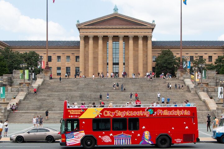 City Sightseeing Philadelphia HOHO Bus Tour + Bookable Extras