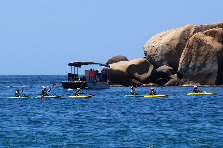 Kayaks Tour to El Morro Islet