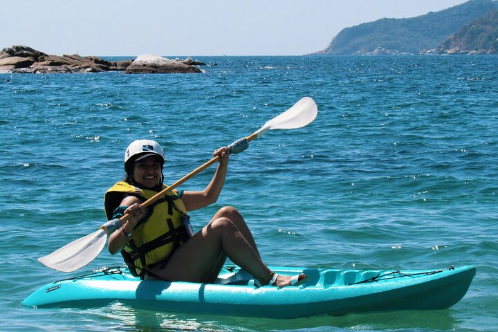 Kayaks Tour to El Morro Islet