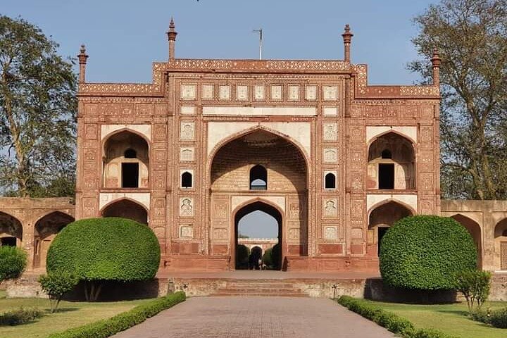 Lahore Full Day Sightseeing Tour
