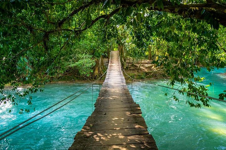 From San Cristobal Tour to Agua Azul, Misol Ha and Palenque