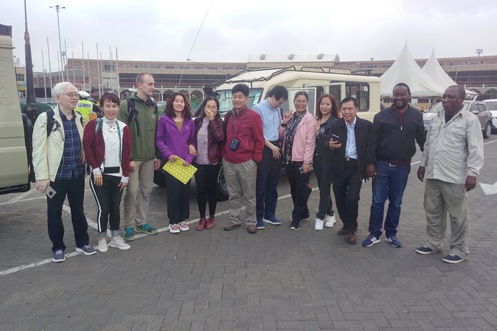 Private Adventure: Nairobi park, Elephants & Giraffe centre