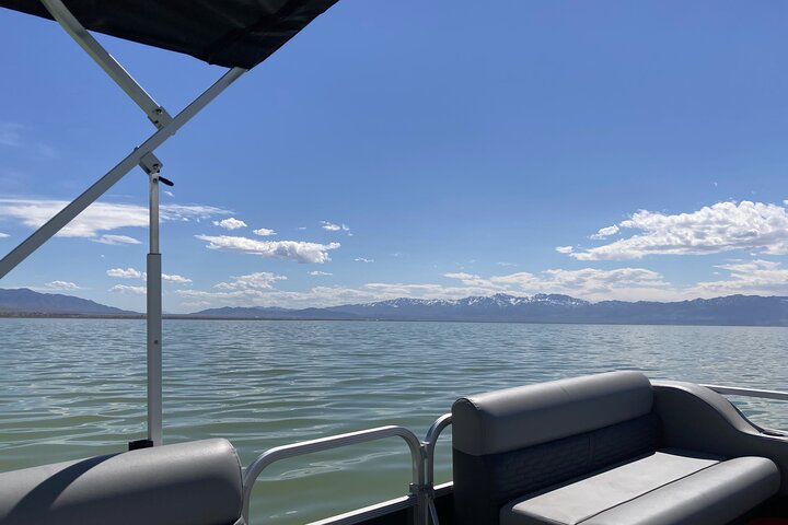 2 Hour Salt Lake Boat Tour with Swimming on the Lake