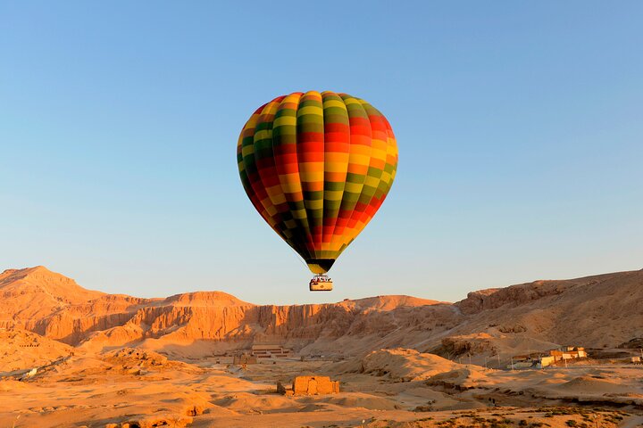 Hot air Balloon Ride In Luxor