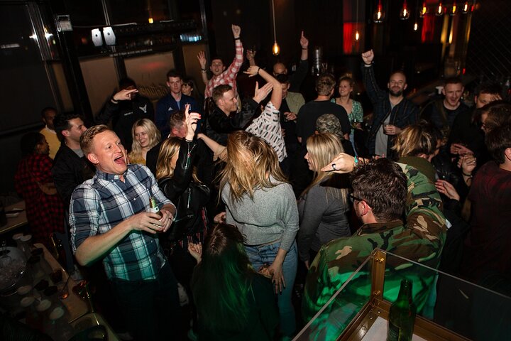 Belgrade Nightlife Bar Pub Club Crawl with Drinks