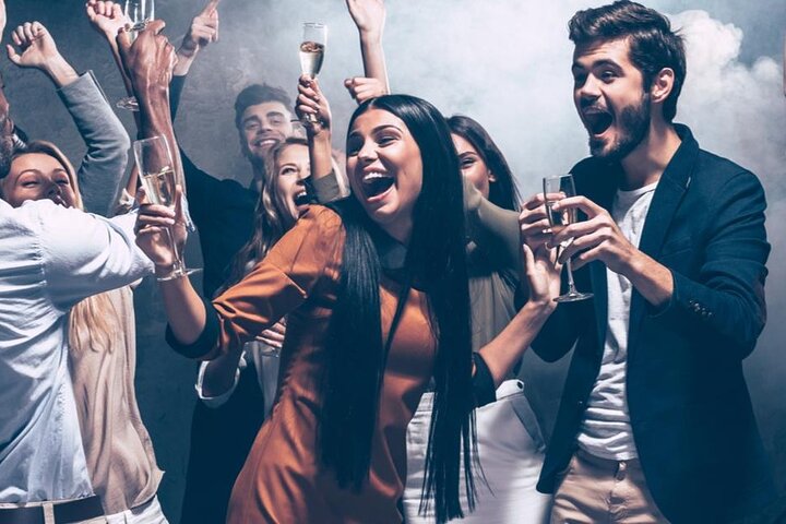 Belgrade Nightlife Bar Pub Club Crawl with Drinks