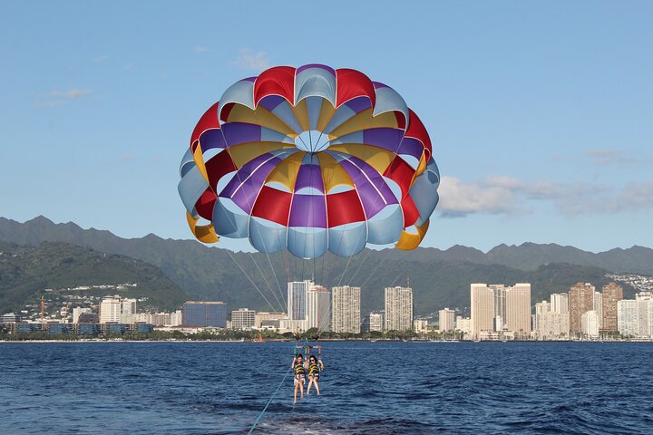 Parasailing Experience in Waikiki, HI