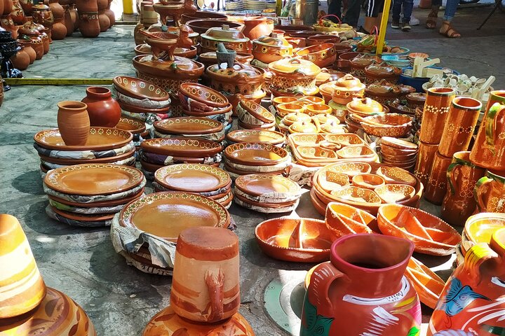 Private Art Pottery Tour: Tlaquepaque, Tonalá, and Clay Workshop