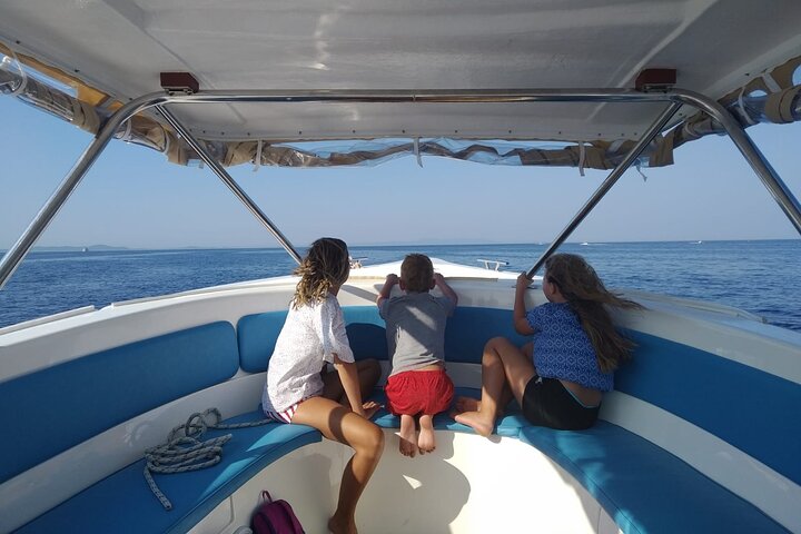 3 islands Tour from Split and Brac