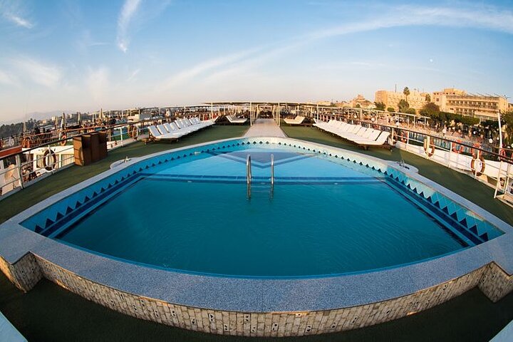 2 Nights Nile cruise from Aswan to Luxor&Abu Simbel And Balloon