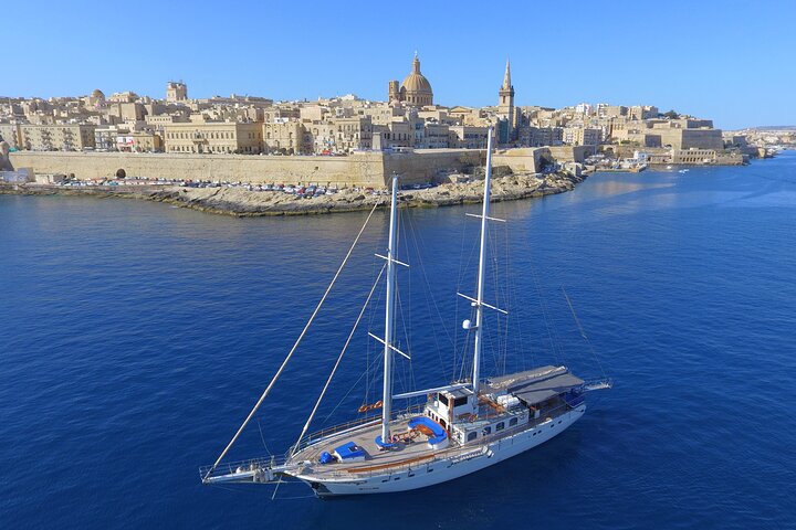 Hera 3 Bay Cruise including the Blue Lagoon