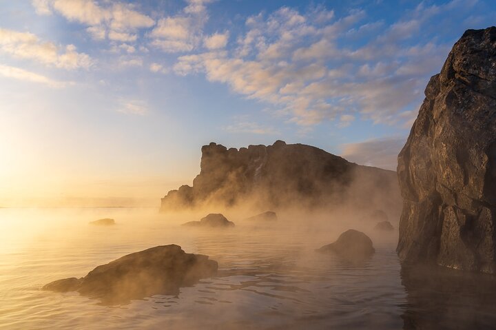 Sky Lagoon Ticket with 7-Step Ritual and Transfers from Reykjavik