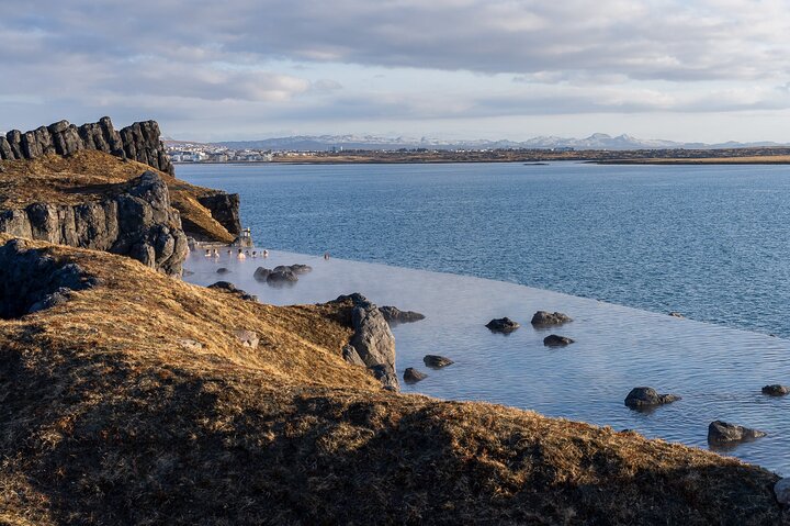 Sky Lagoon Ticket with 7-Step Ritual and Transfers from Reykjavik