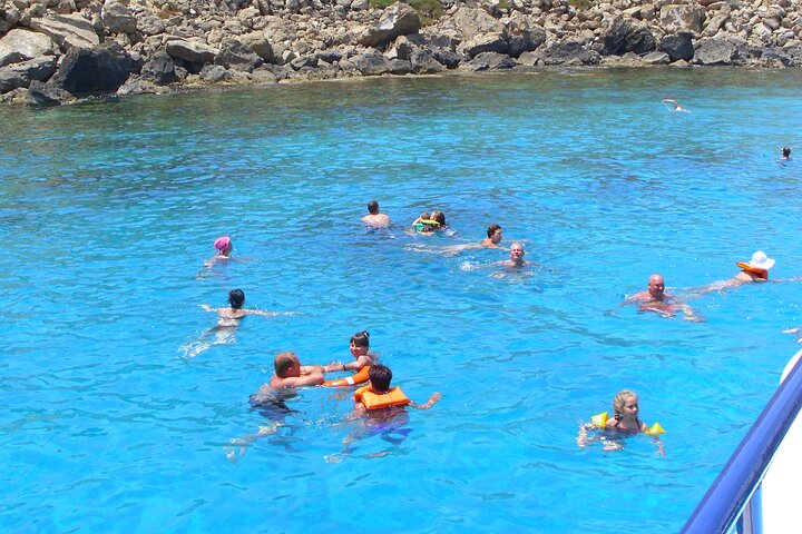 APHRODITE II -LAZY DAY CRUISE-BLUE LAGOON,TURTLE COVE, with LUNCH