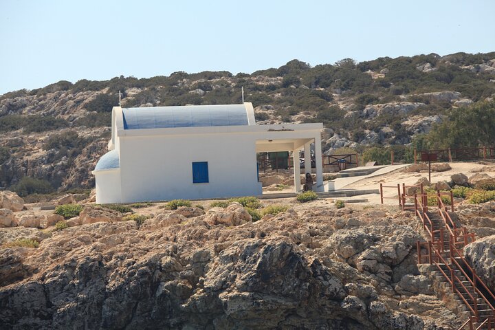 APHRODITE II -LAZY DAY CRUISE-BLUE LAGOON,TURTLE COVE, with LUNCH