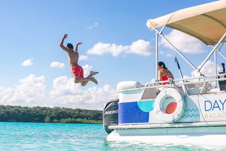 Bacalar 101- Private Tour of the Lagoon of the 7 Colors